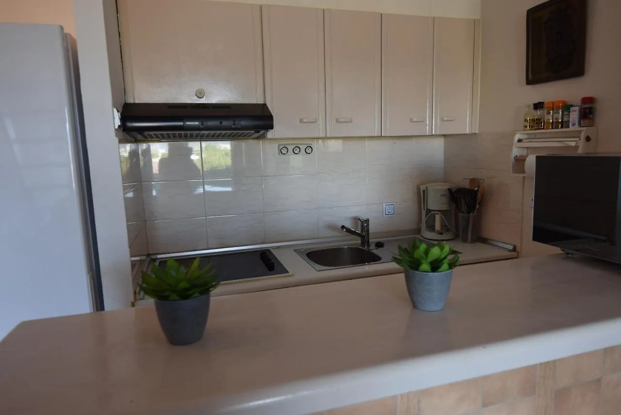 391-Apartamento Duplex Cerca Playa Y Centro 엠푸리아브라바 0*,  스페인
